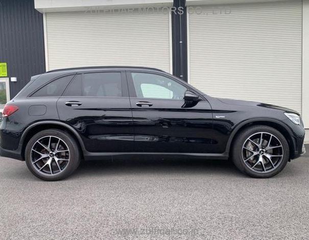 MERCEDES AMG GLC 2020 Image 2