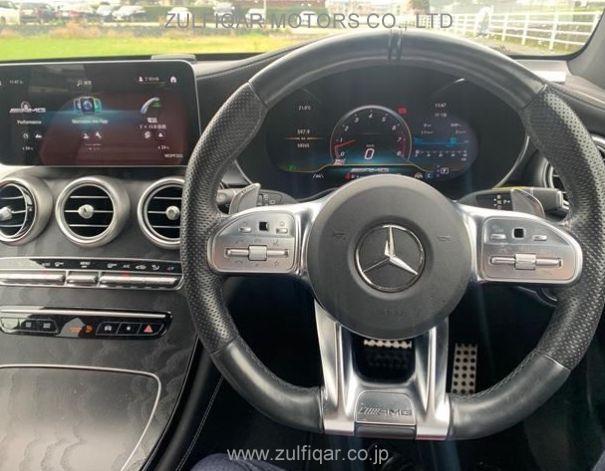 MERCEDES AMG GLC 2020 Image 21