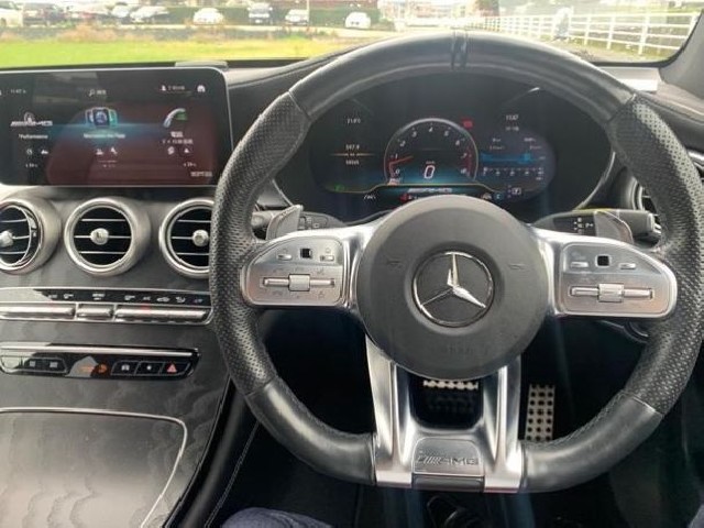 MERCEDES AMG GLC 2020 Image 21