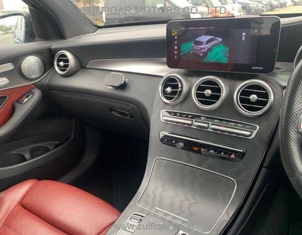 MERCEDES AMG GLC 2020 Image 26