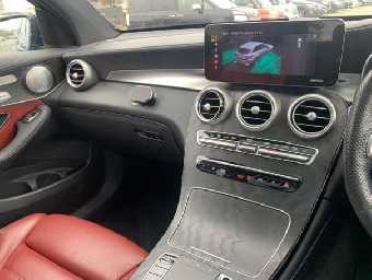 MERCEDES AMG GLC 2020 Image 20