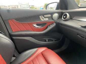 MERCEDES AMG GLC 2020 Image 21