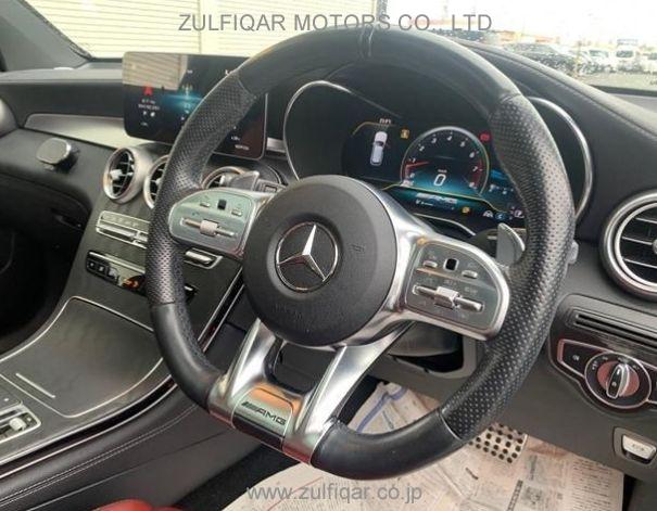 MERCEDES AMG GLC 2020 Image 28