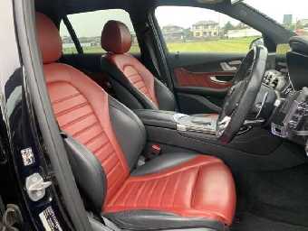 MERCEDES AMG GLC 2020 Image 9