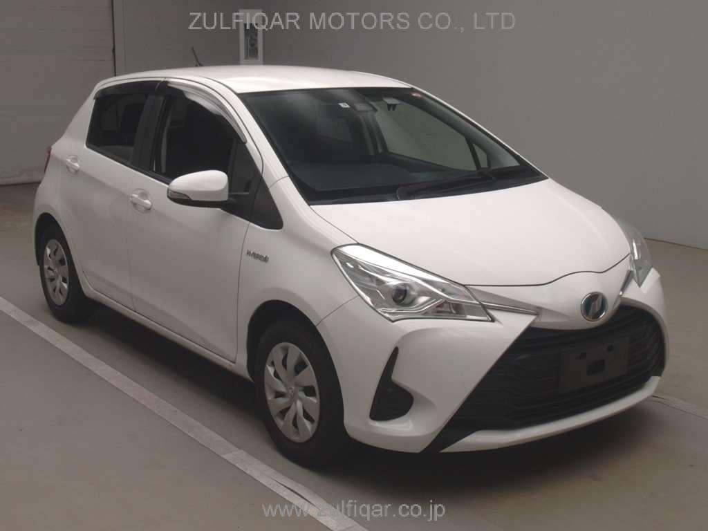 TOYOTA VITZ 2019 Image 3