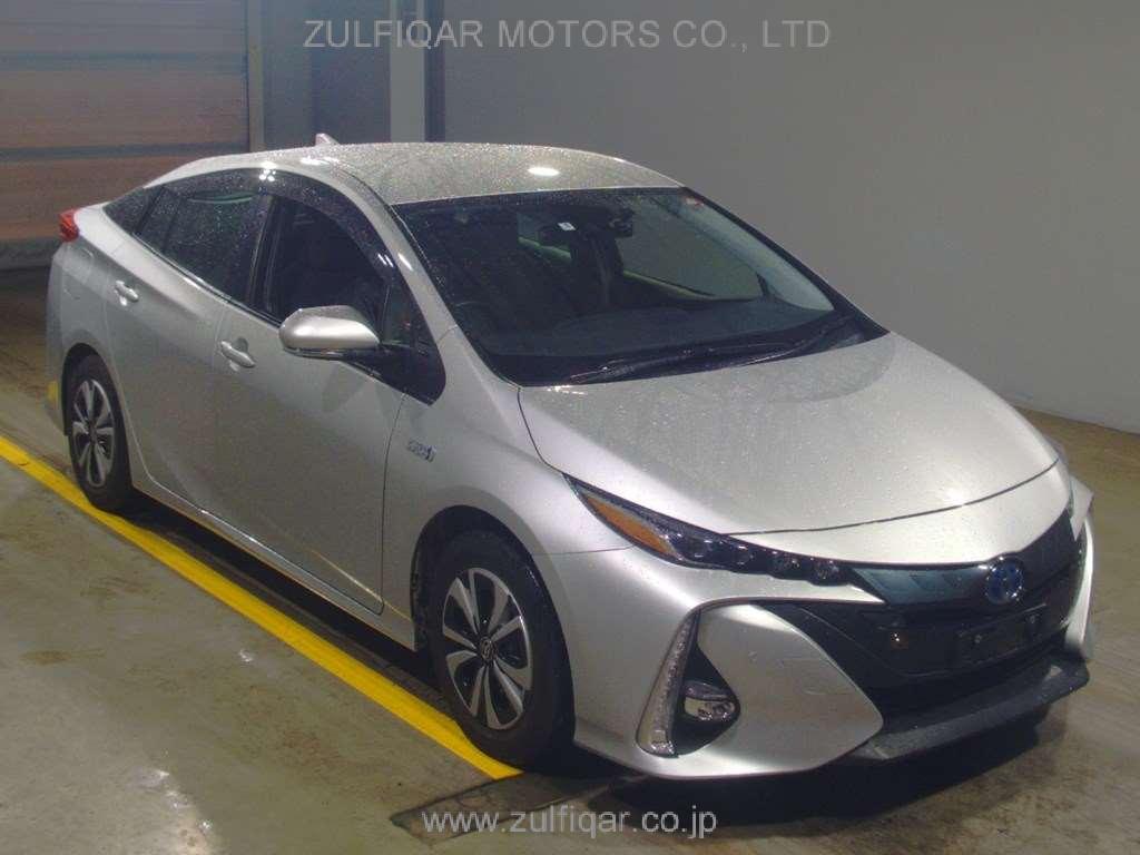 TOYOTA PRIUS PHV 2021 Image 3