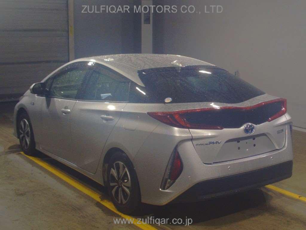 TOYOTA PRIUS PHV 2021 Image 4