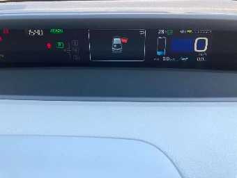 TOYOTA PRIUS PHV 2019 Image 7