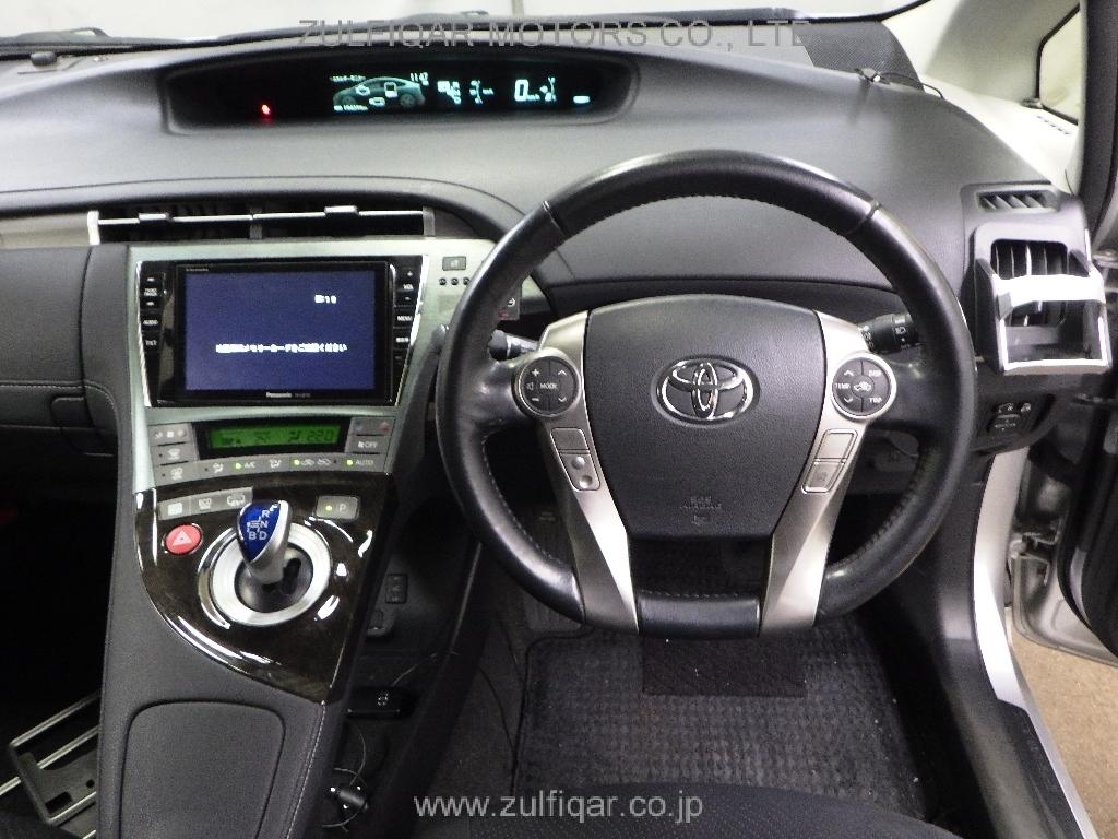 TOYOTA PRIUS 2014 Image 3