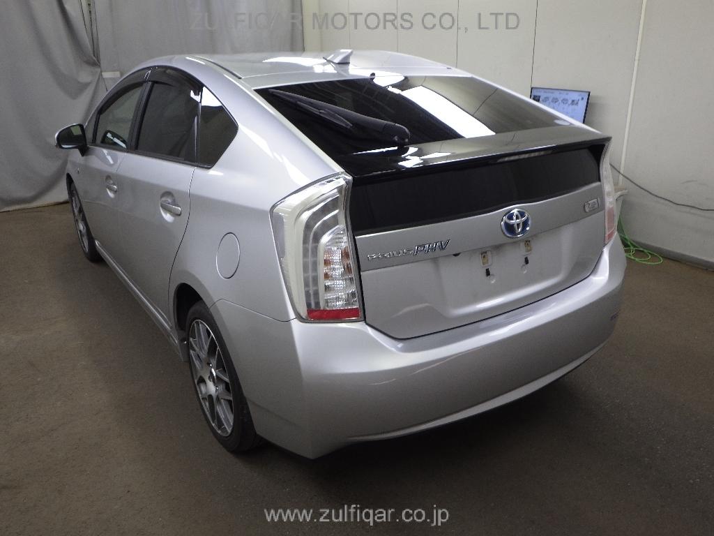 TOYOTA PRIUS 2014 Image 5