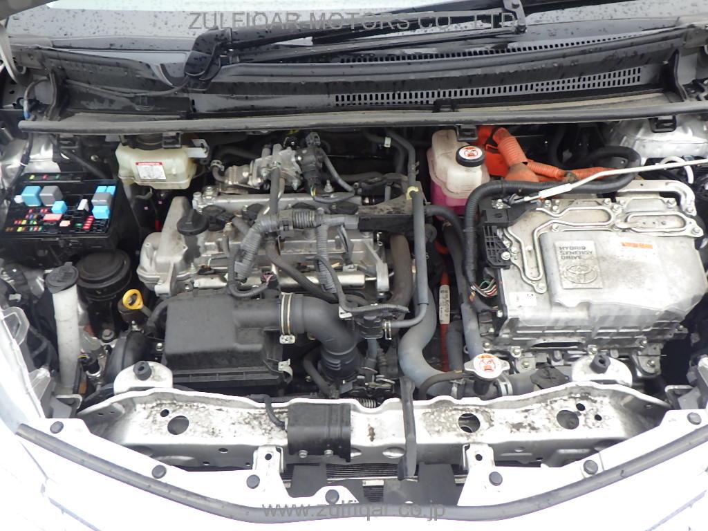 TOYOTA VITZ 2019 Image 22