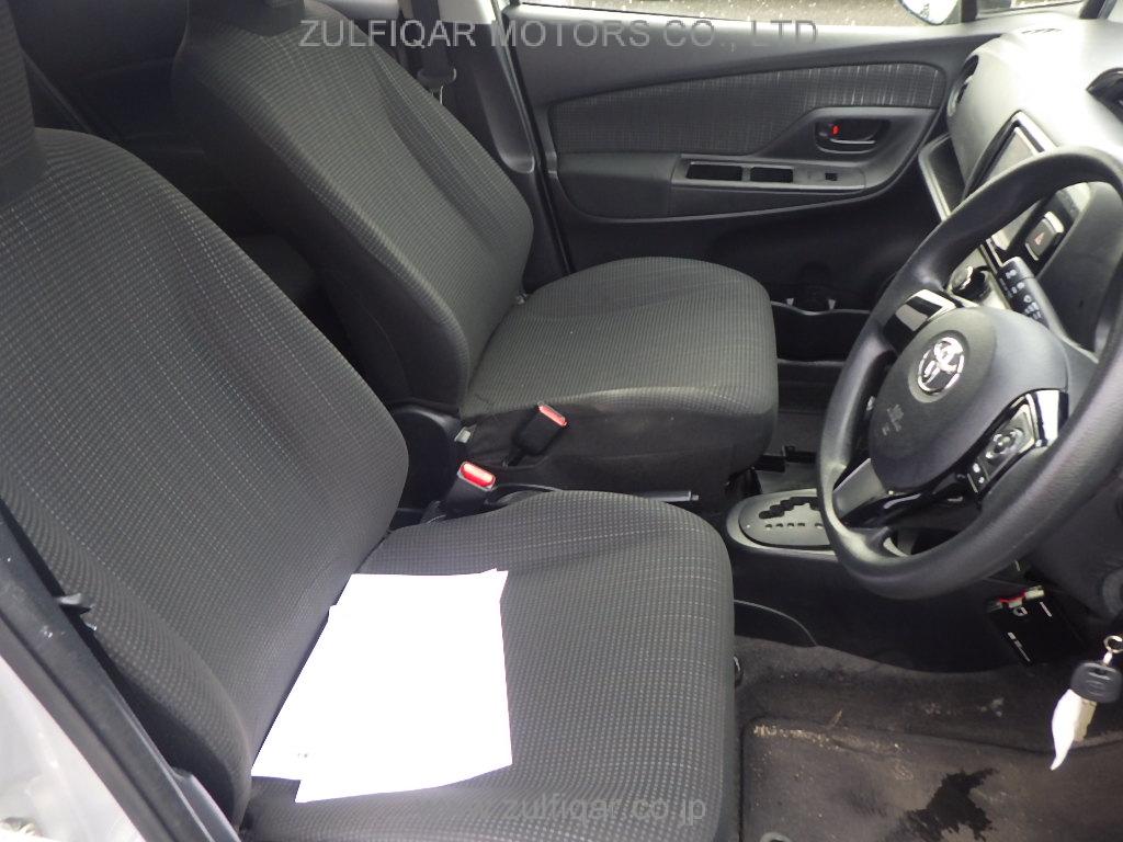 TOYOTA VITZ 2019 Image 10