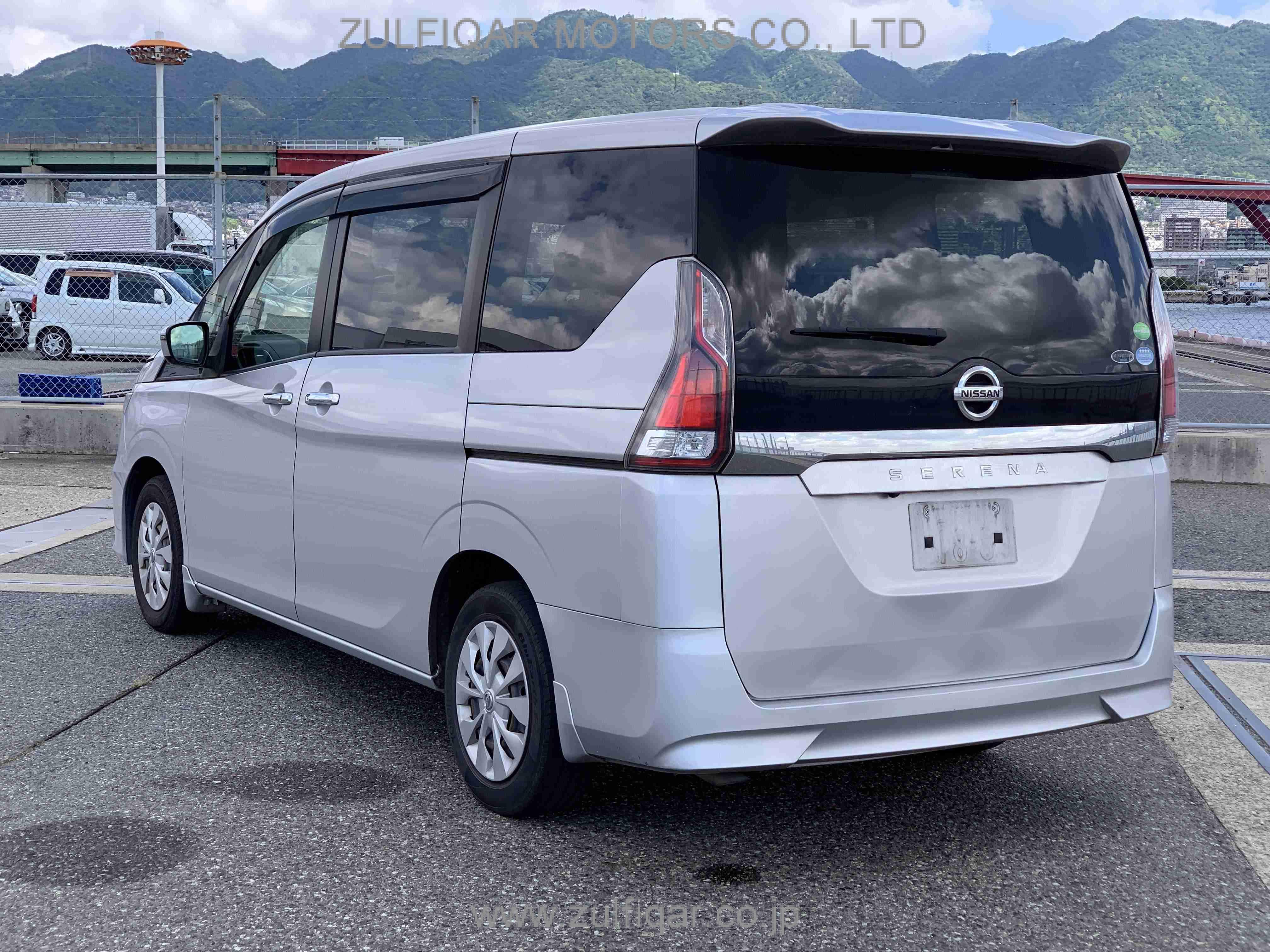 NISSAN SERENA 2018 Image 4