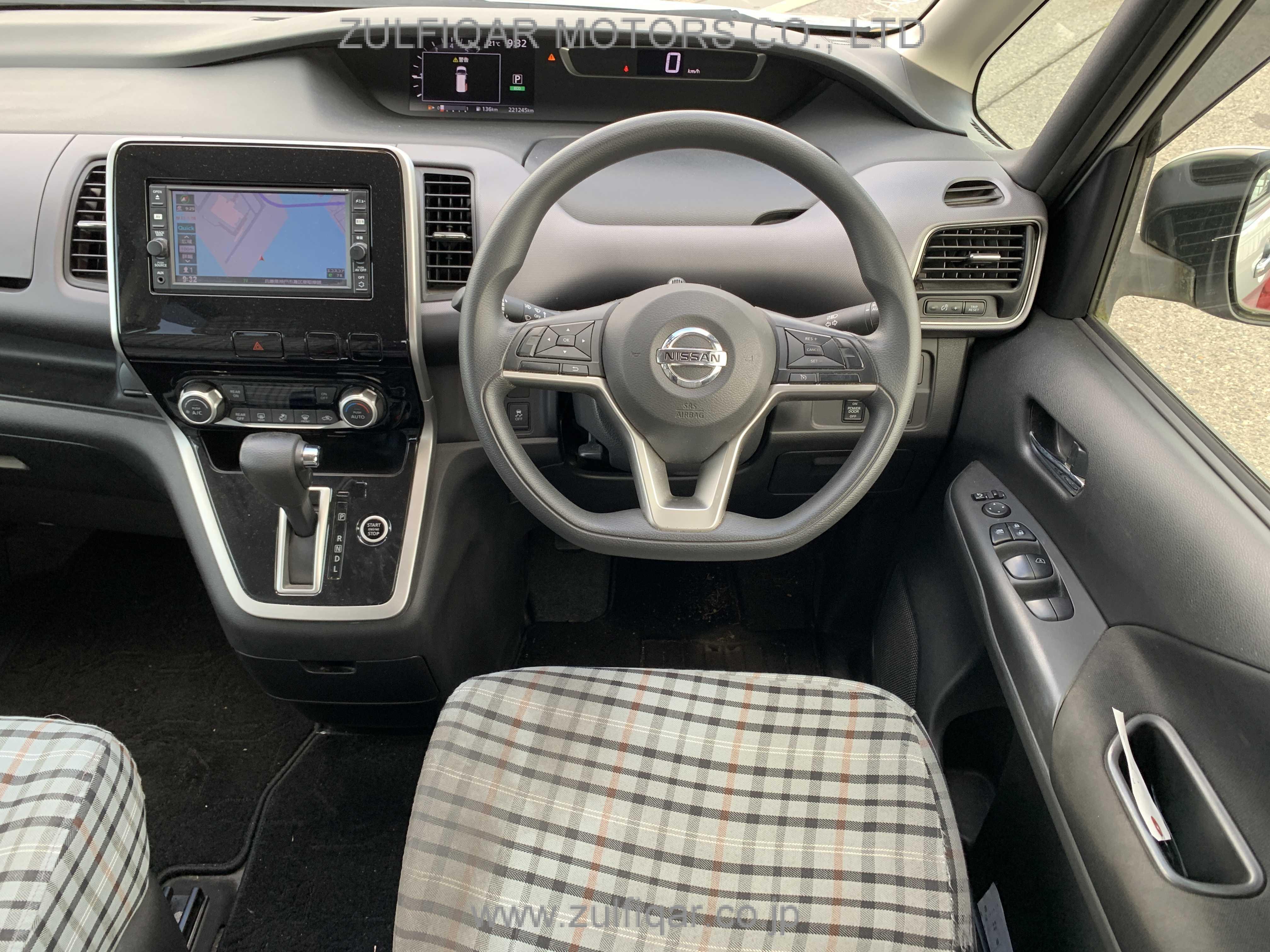 NISSAN SERENA 2018 Image 10