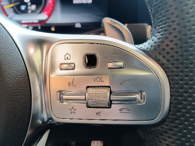 MERCEDES AMG G CLASS 2021 Image 54