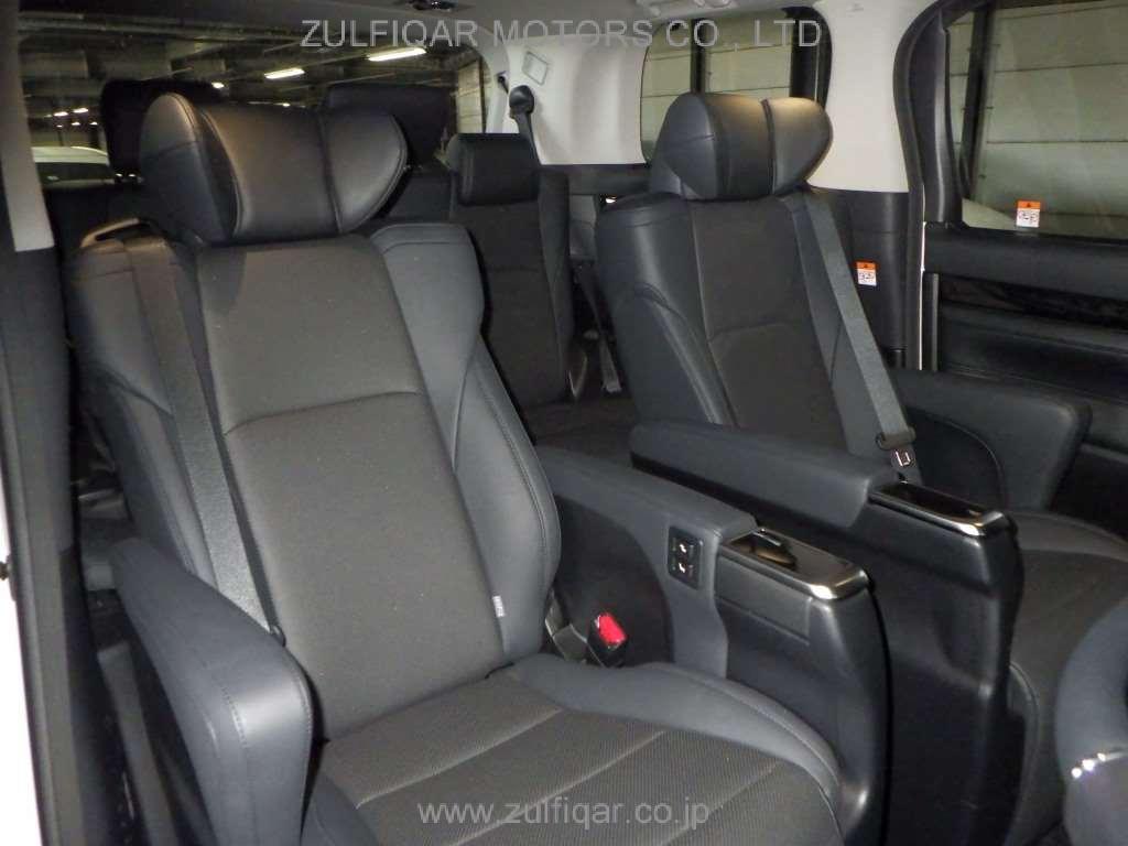 TOYOTA ALPHARD 2023 Image 7