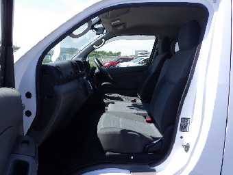 NISSAN NV350 CARAVAN 2019 Image 7