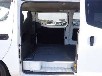 NISSAN NV350 CARAVAN 2019 Image 8