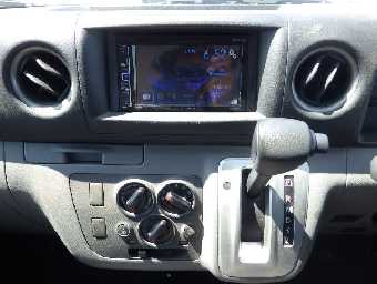 NISSAN NV350 CARAVAN 2019 Image 13