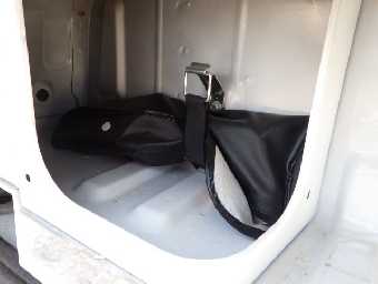 NISSAN NV350 CARAVAN 2019 Image 16