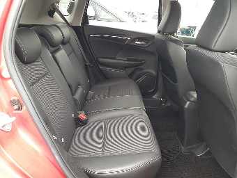 HONDA FIT HYBRID 2018 Image 9