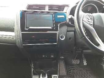 HONDA FIT HYBRID 2018 Image 10