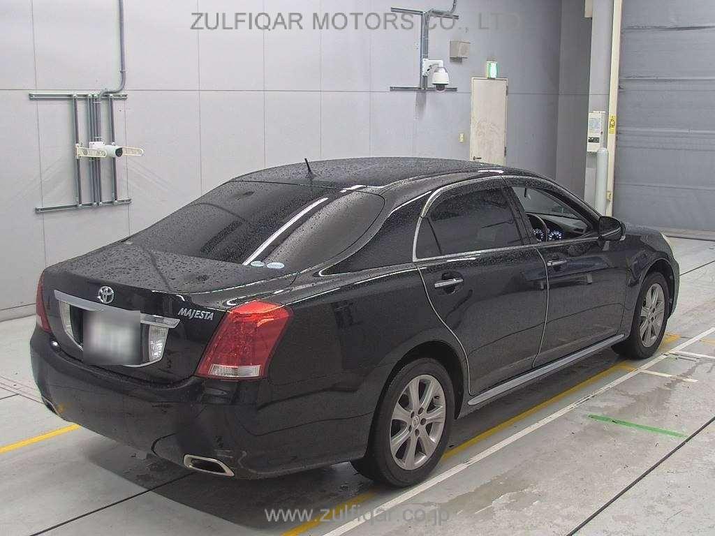 TOYOTA CROWN MAJESTA 2009 Image 2