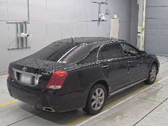 TOYOTA CROWN MAJESTA 2009 Image 2
