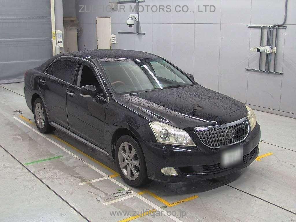 TOYOTA CROWN MAJESTA 2009 Image 5