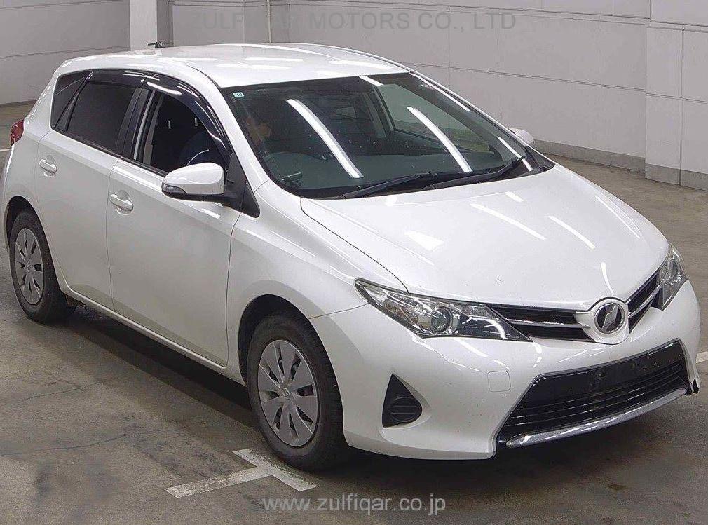 TOYOTA AURIS 2012 Image 1