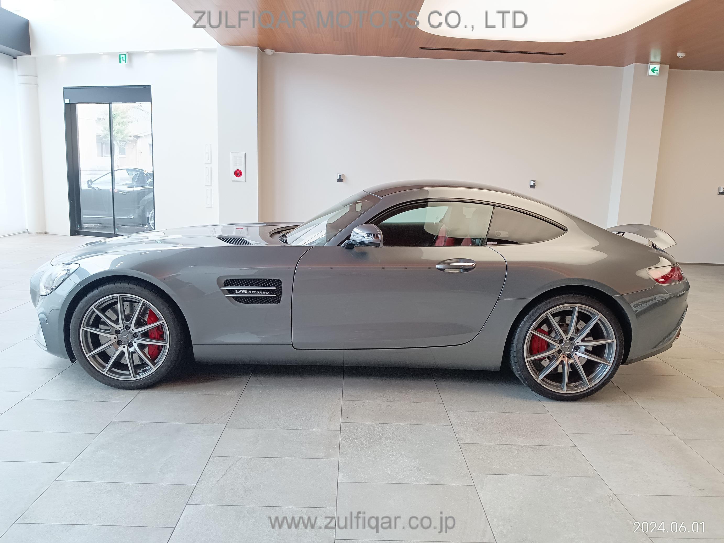 MERCEDES AMG GT 2015 Image 12