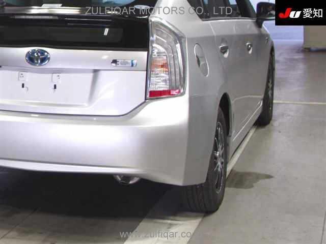 TOYOTA PRIUS PHV 2012 Image 8