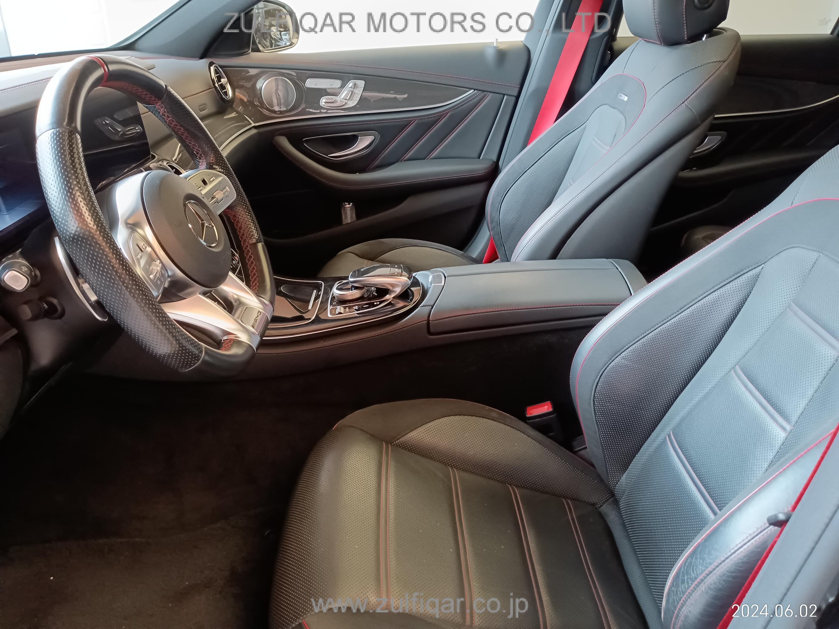 MERCEDES AMG E CLASS 2019 Image 20