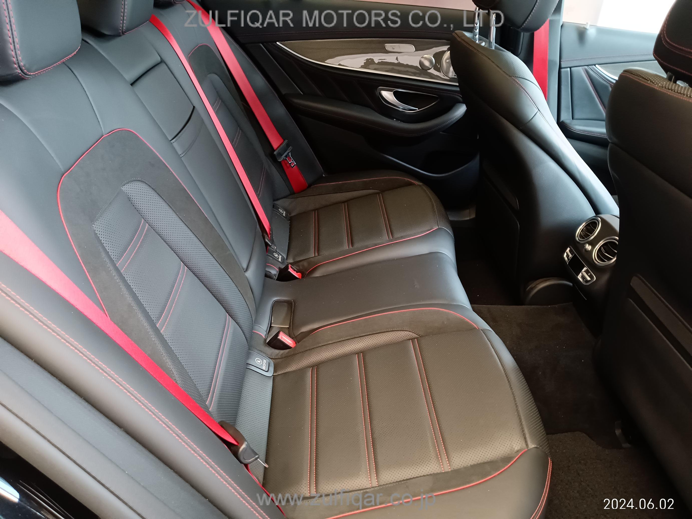 MERCEDES AMG E CLASS 2019 Image 24