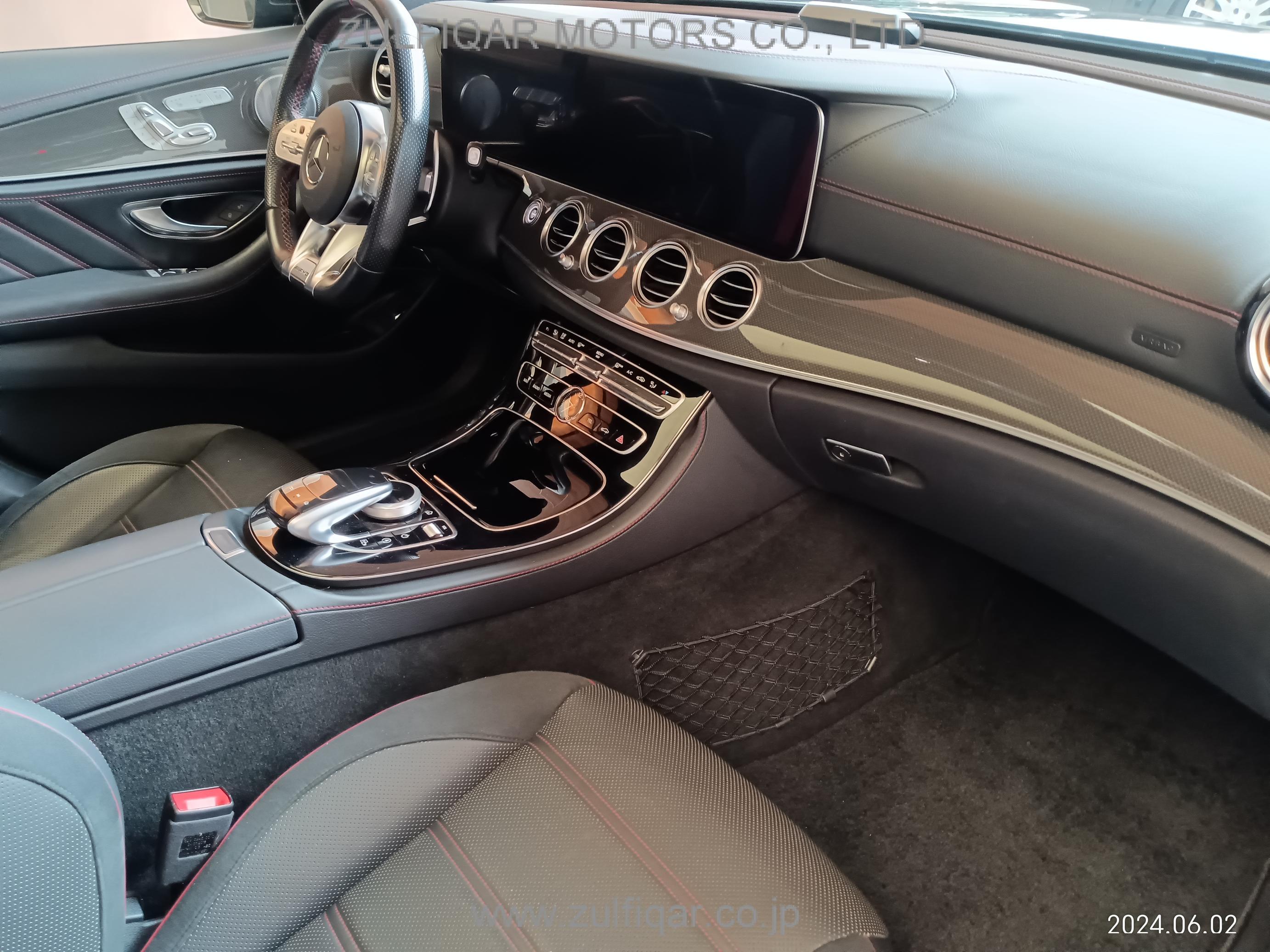 MERCEDES AMG E CLASS 2019 Image 26