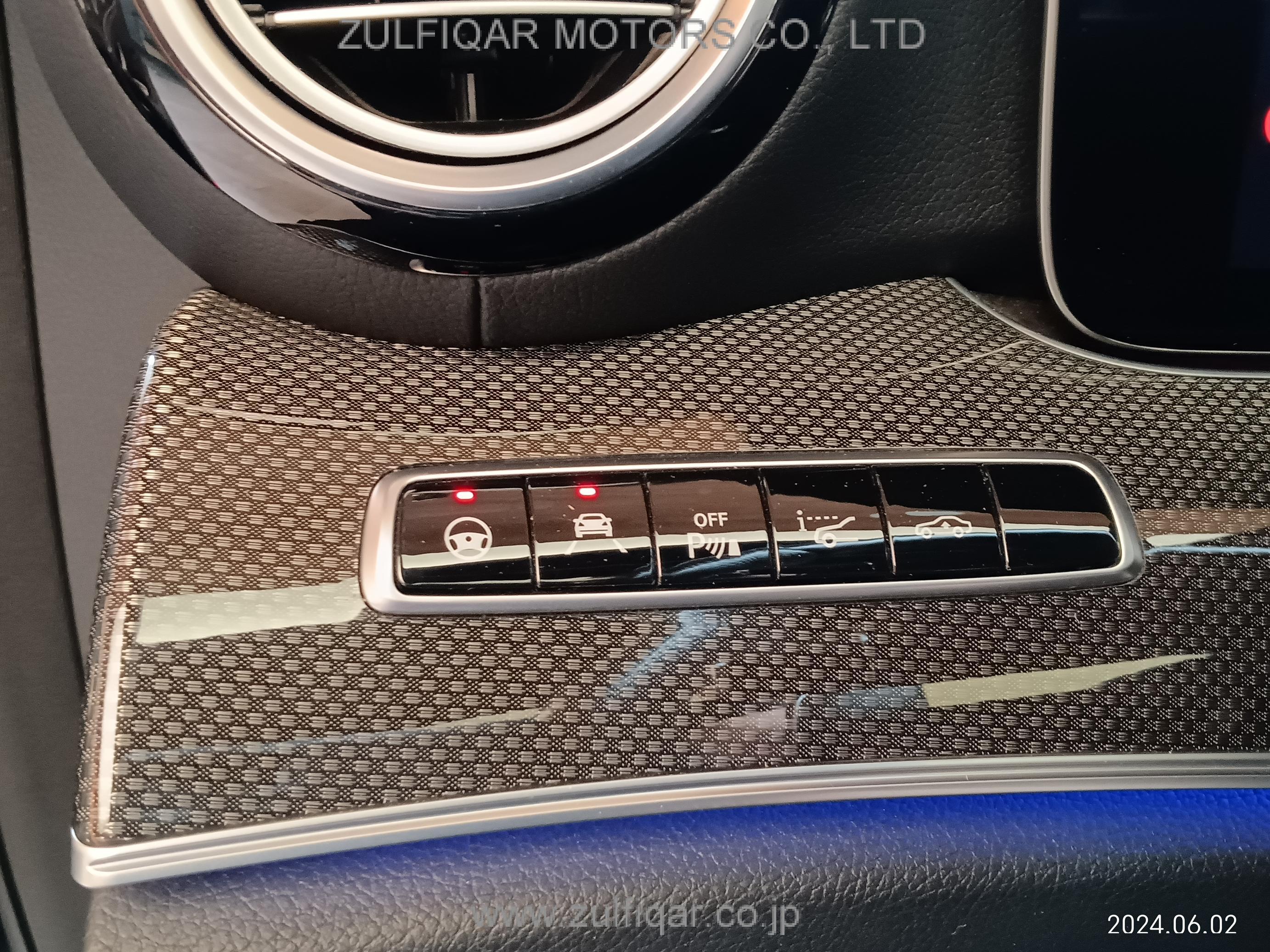 MERCEDES AMG E CLASS 2019 Image 42