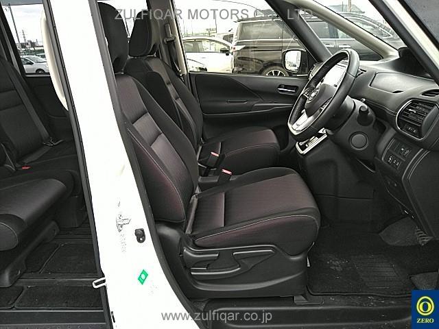 NISSAN SERENA 2017 Image 7