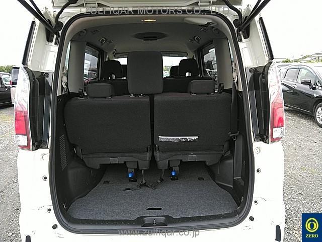 NISSAN SERENA 2017 Image 9