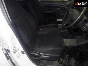 TOYOTA SUCCEED 2019 Image 6