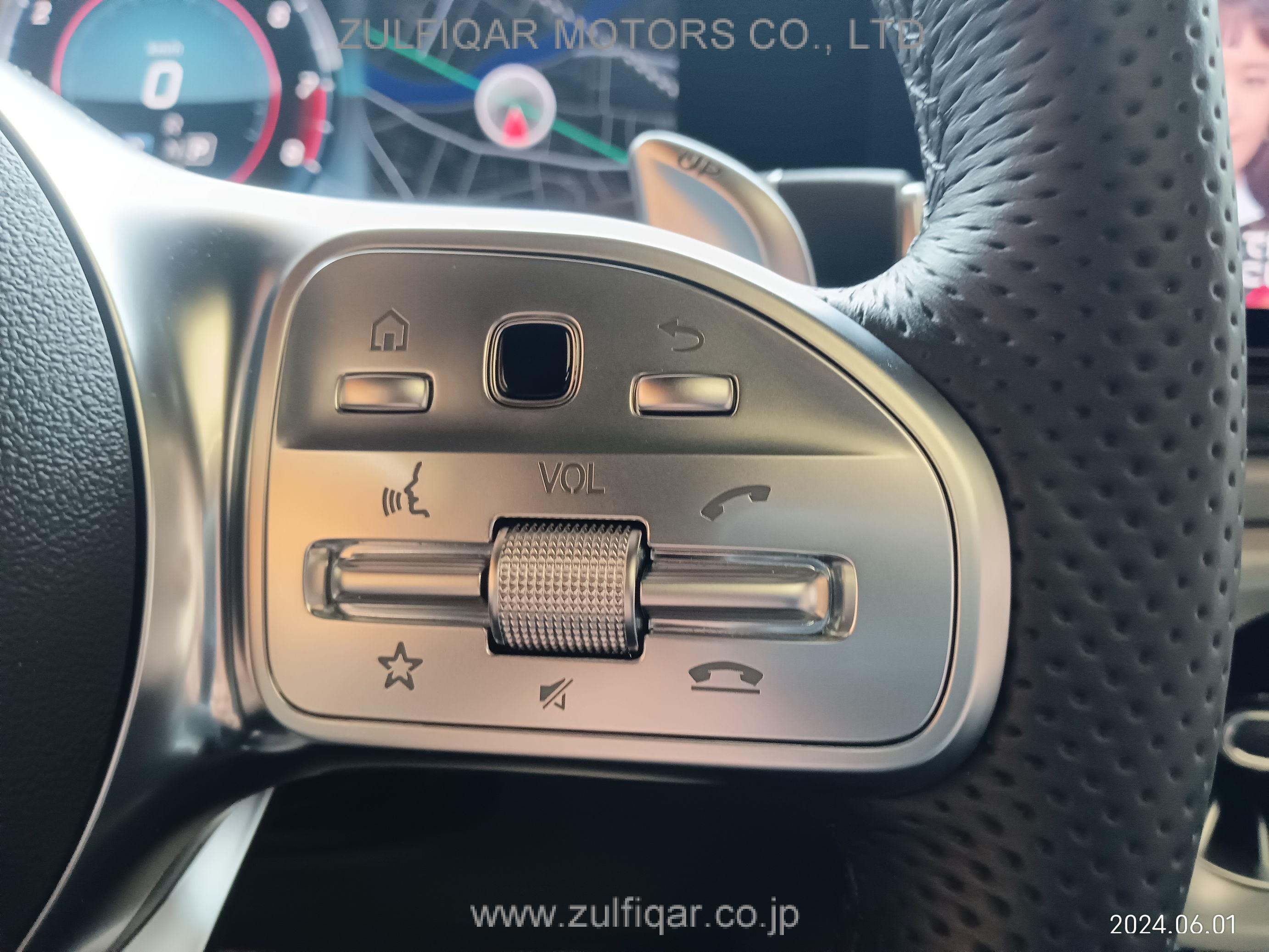 MERCEDES AMG G CLASS 2021 Image 64