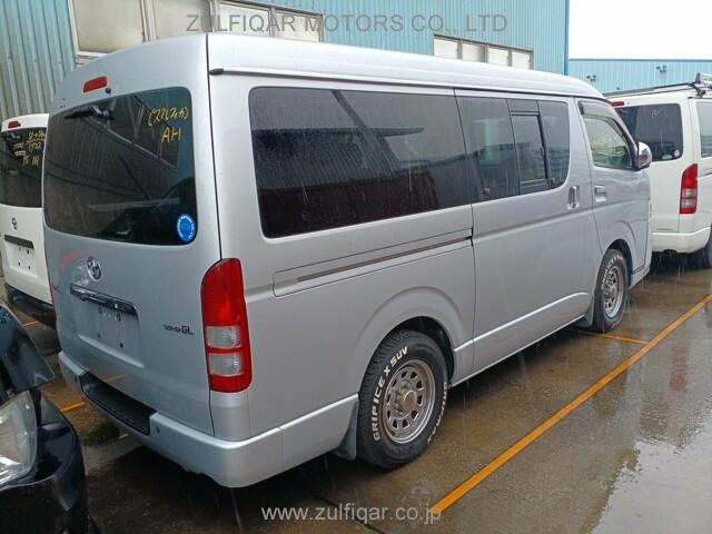 TOYOTA HIACE 2012 Image 10