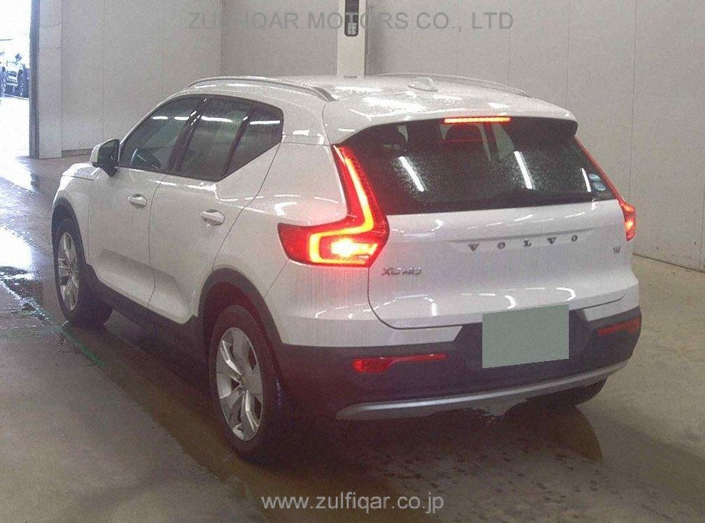 VOLVO XC40 2019 Image 2