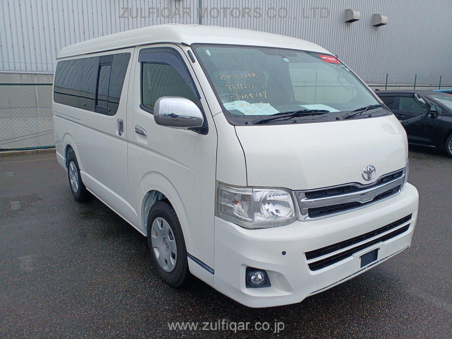 TOYOTA HIACE 2012 Image 12