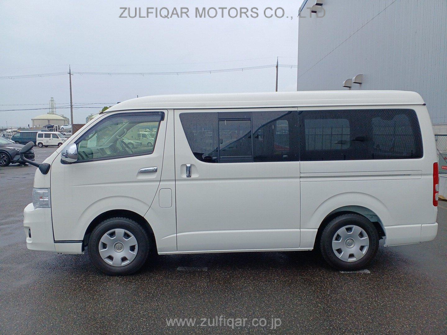 TOYOTA HIACE 2012 Image 30