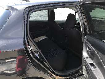 TOYOTA VITZ 2018 Image 16