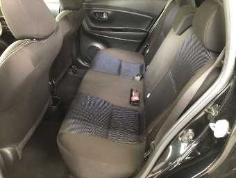 TOYOTA VITZ 2018 Image 8