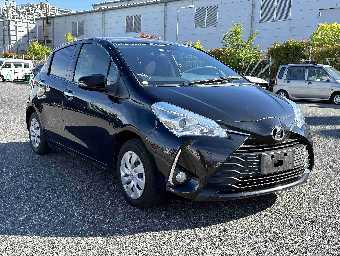 TOYOTA VITZ 2019 Image 11