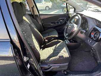 TOYOTA VITZ 2019 Image 15