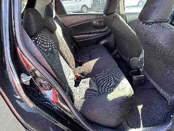 TOYOTA VITZ 2019 Image 16