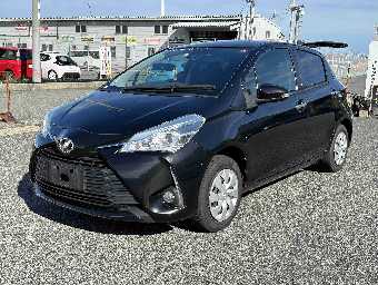 TOYOTA VITZ 2019 Image 10